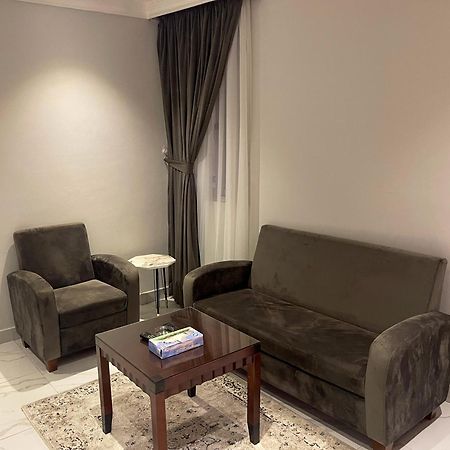 Continental Suite Farwaniya 쿠웨이트 외부 사진
