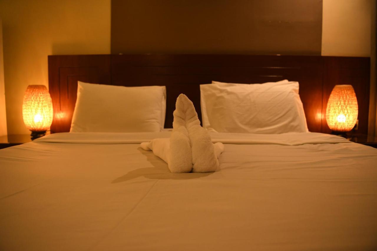 Continental Suite Farwaniya 쿠웨이트 외부 사진