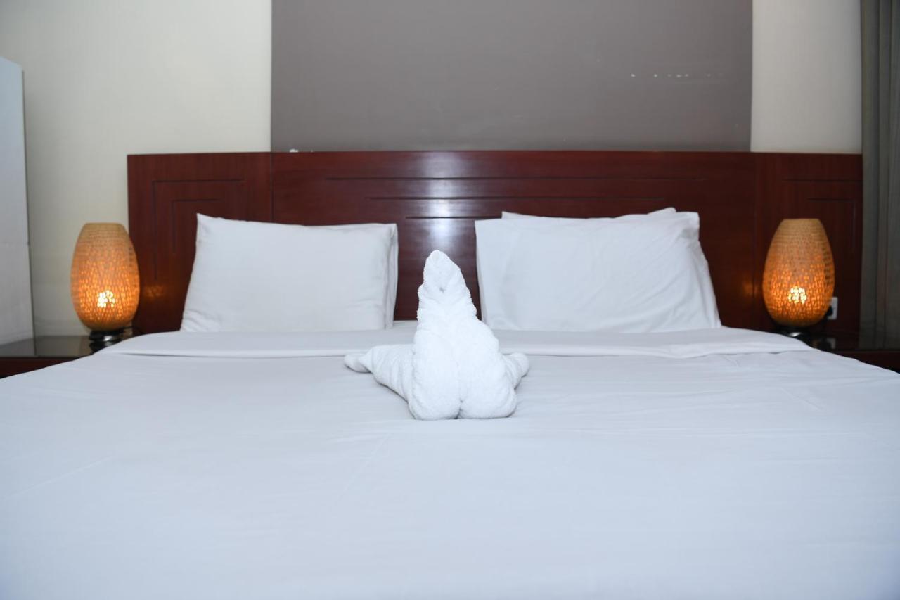 Continental Suite Farwaniya 쿠웨이트 외부 사진
