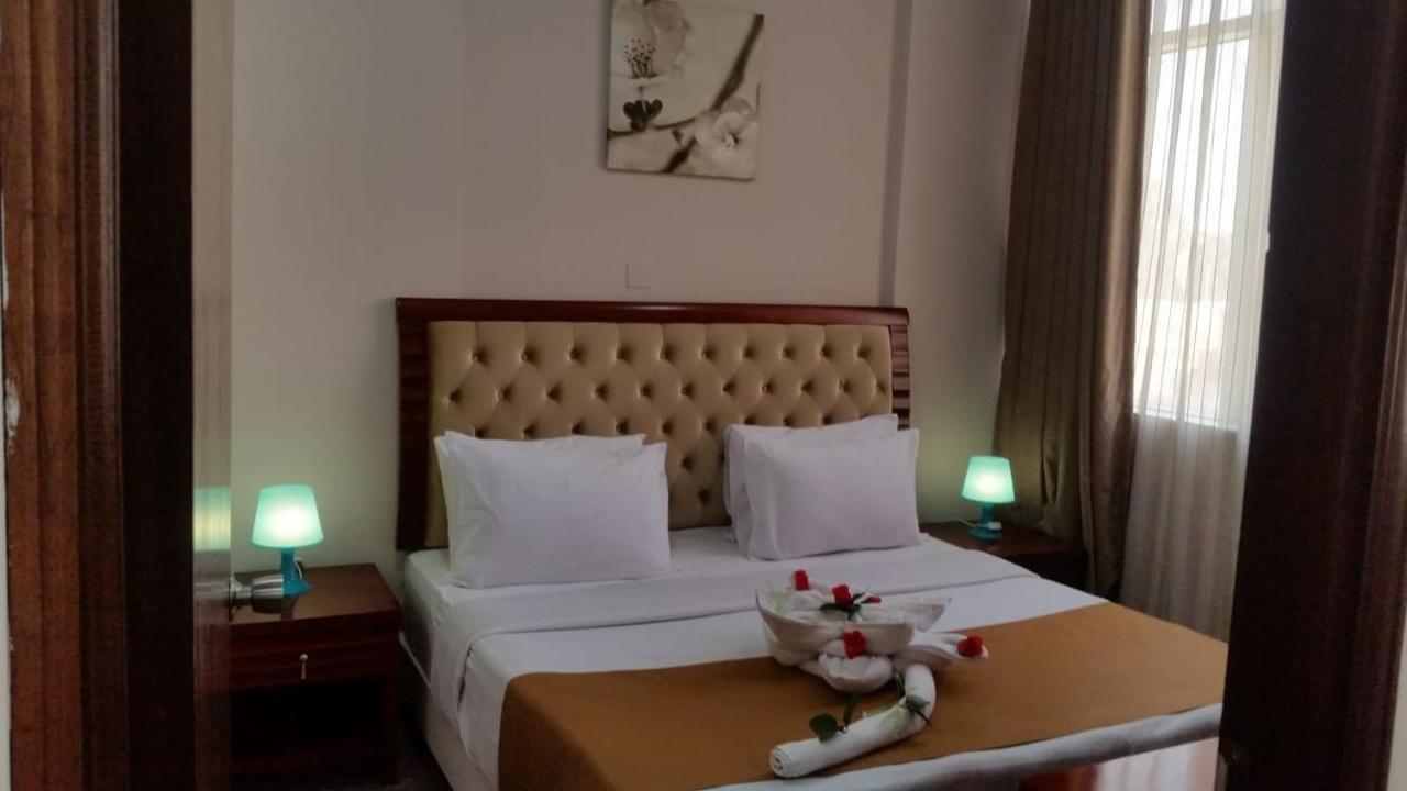 Continental Suite Farwaniya 쿠웨이트 외부 사진