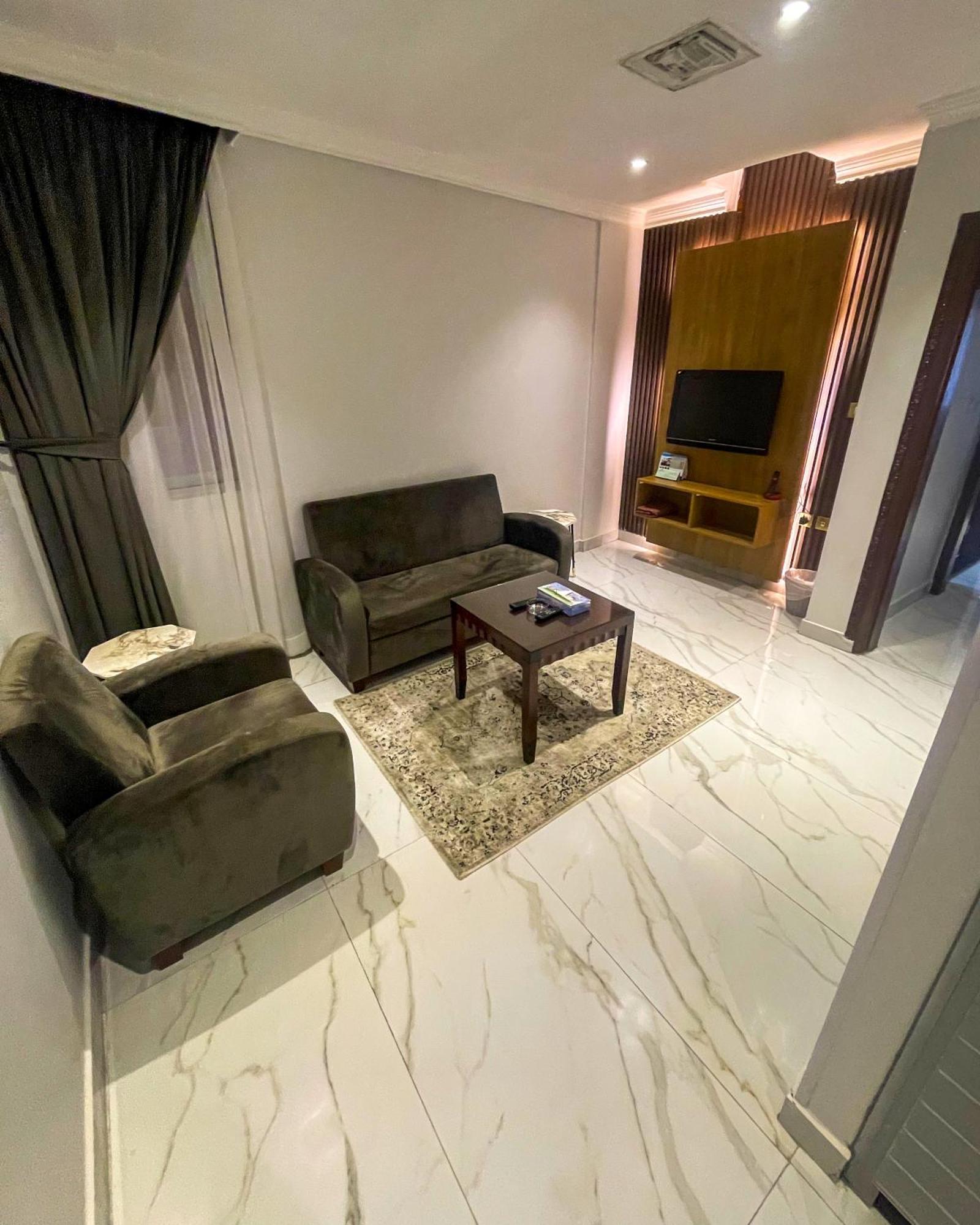 Continental Suite Farwaniya 쿠웨이트 외부 사진