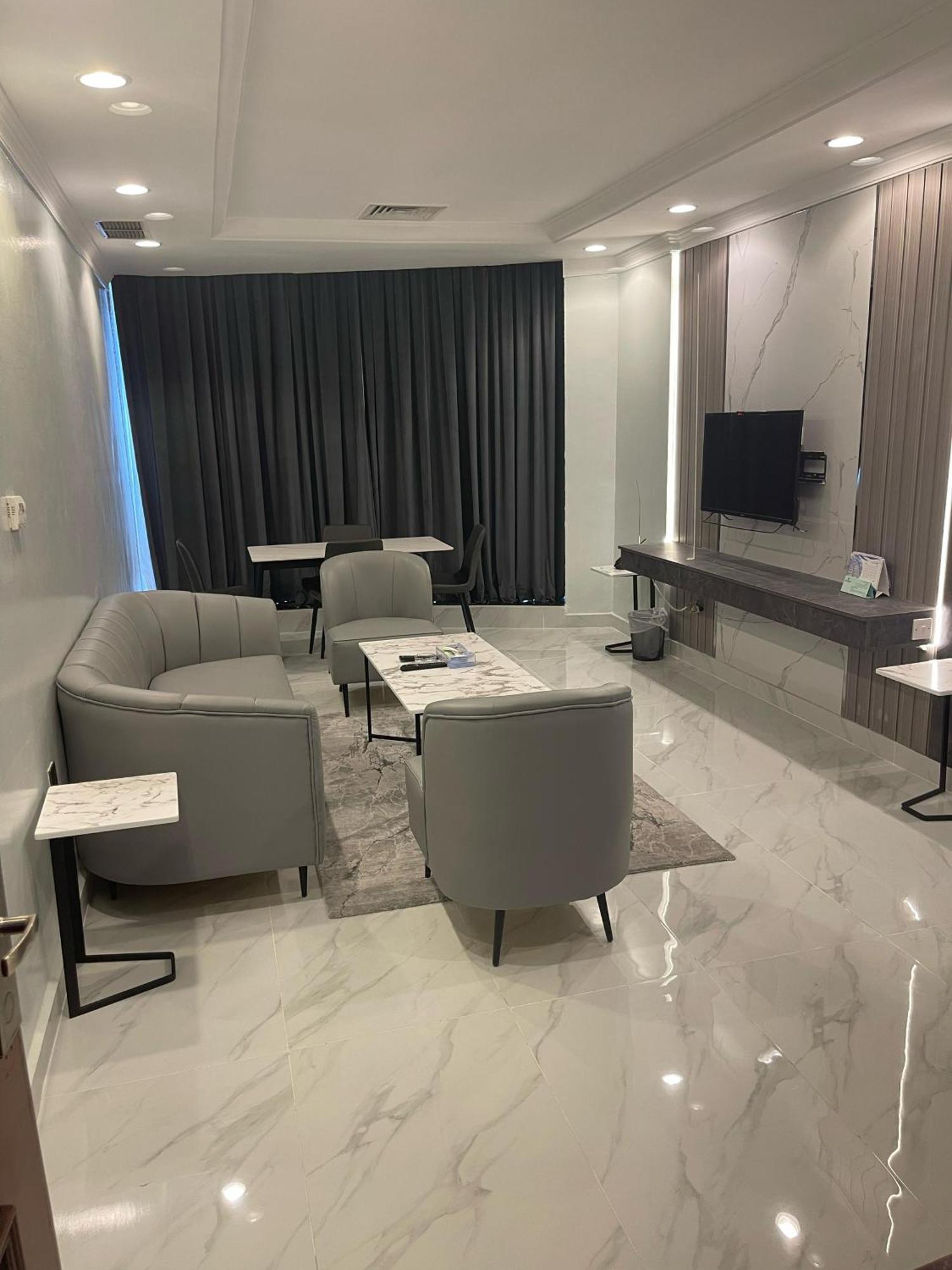 Continental Suite Farwaniya 쿠웨이트 외부 사진