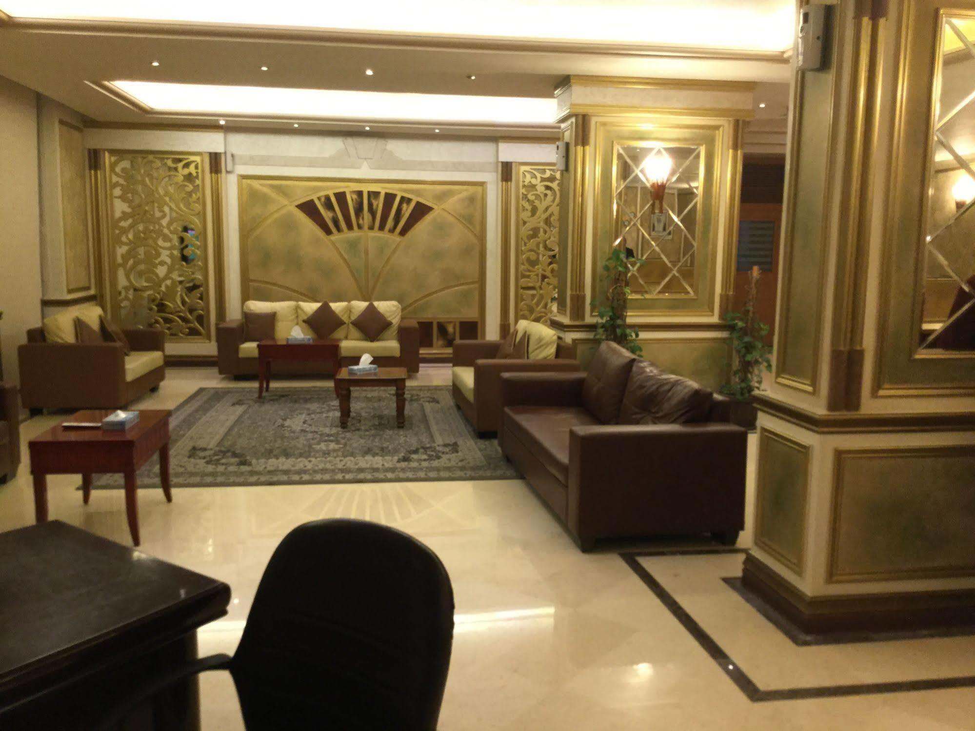 Continental Suite Farwaniya 쿠웨이트 외부 사진